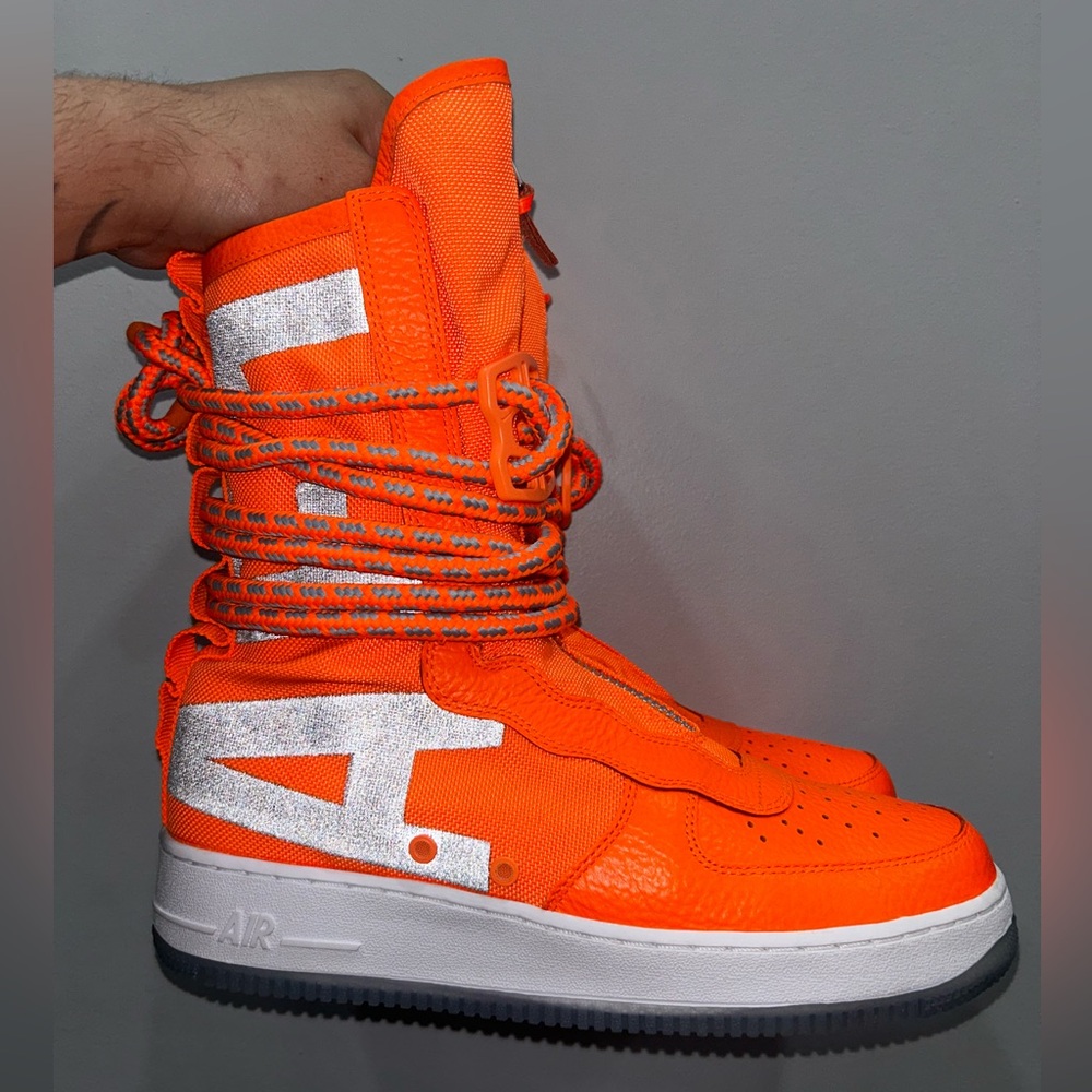 Nike SF AF1 HI